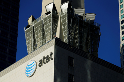AT&T купит компанию Time Warner
