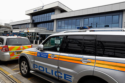 Из аэропорта Лондон-Сити эвакуированы пассажиры и персонал