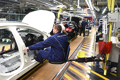Mercedes-Benz проведет конкурс подрядчиков для строительства завода в России