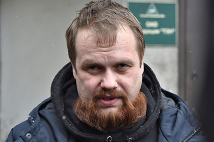 Суд поместил Дмитрия Демушкина под домашний арест