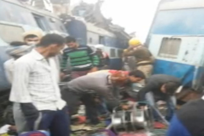 Число погибших при крушении пассажирского поезда в Индии увеличилось до 90