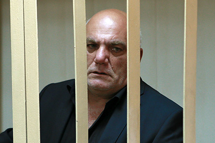 Фигуранту дела о захвате заложников в московском банке обвинили в терроризме