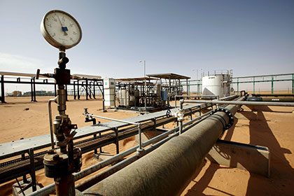 Ливия и Нигерия нарастили добычу нефти вопреки договору о заморозке