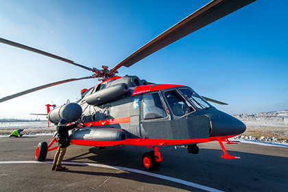 Морской авиации ВМФ передали первый «арктический» вертолет Ми-8