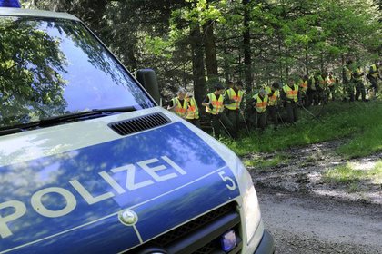 Немецкий суд разрешил служить в полиции обладателям силиконовых грудей