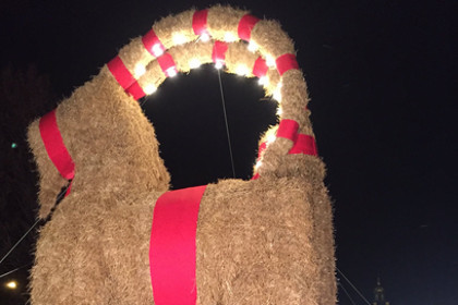 Рождественский козел в Швеции отметил 50-летие и снова сгорел