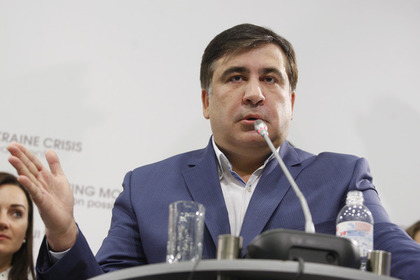 Саакашвили прокомментировал высказывание Медведева об обгадившемся пассажире