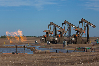 Страны ОПЕК нарастили добычу нефти до рекордного уровня
