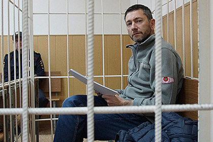 Топ-менеджерам «Реновы» продлили срок ареста по делу о взятках