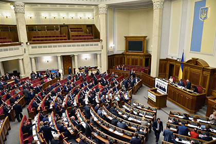 Украинские депутаты отказались от повышения зарплаты