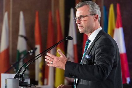 Ультраправый кандидат в президенты Австрии анонсировал визит в Россию