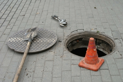 В Киеве за год украли более 300 крышек люков