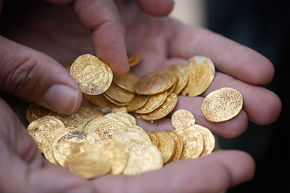 Во Франции наследник нашел в доме покойного родственника 100 килограммов золота