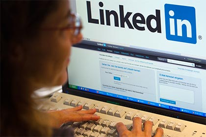 Заблокированная в России LinkedIn вернет пользователям деньги за платные услуги