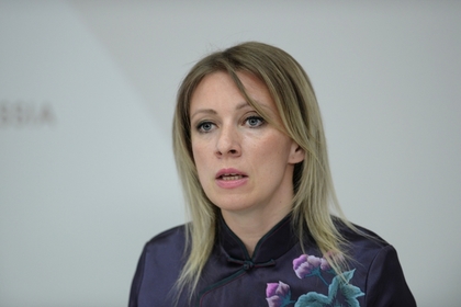 Захарова сообщила о нашествии «твитопланетян» на посольство США в Москве