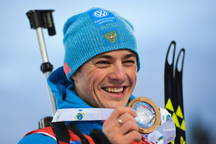 Бабиков прокомментировал свою победу в гонке преследования на КМ по биатлону