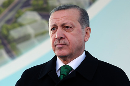 Эрдоган заявил о заграничных связях убийцы российского посла