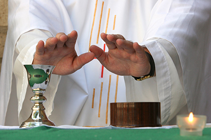Итальянский священник пригласил паству на посвященную мафиозному боссу мессу