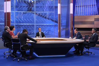 Медведев рассказал о претендентах на покупку акций «Роснефти»