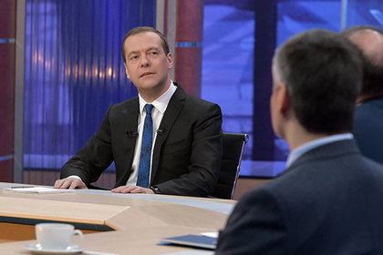 Медведев рассказал о разработке новой налоговой системы России