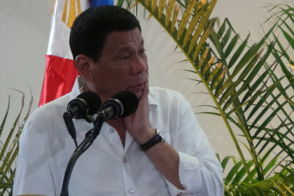 Президент Филиппин распрощался с США