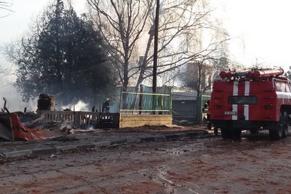 Пять человек погибли при взрыве железнодорожных цистерн в Болгарии