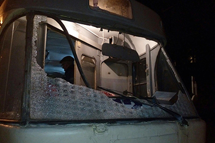 В Днепропетровске обстреляли трамвай