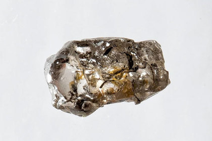 Жидкий металл обнаружили в редчайших алмазах