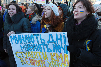 Больше половины украинских студентов лишились стипендий