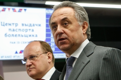 Газета узнала о просьбе главы ФИФА к Мутко сняться с выборов президента РФС