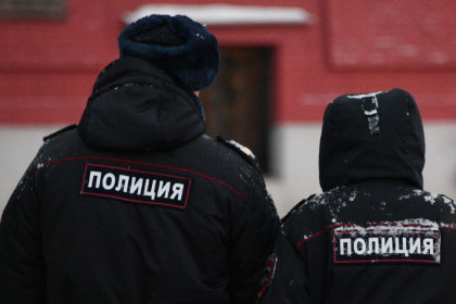 Силовики проверили найденную в порту Севастополя самодельную бомбу