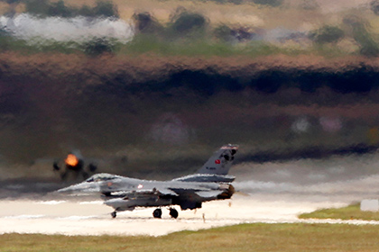 Турция и Россия подписали соглашение о безопасности полетов в небе над Сирией