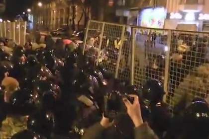 Депутат Рады пострадал в ходе стычек с киевской полицией