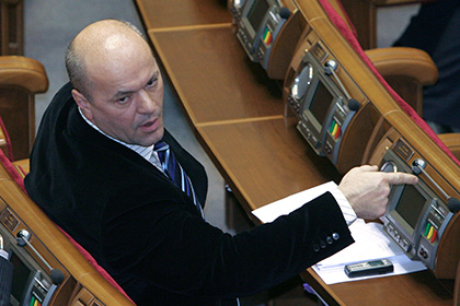 На бывшего мэра Ужгорода завели дело за сравнение украинского языка с хрюканьем