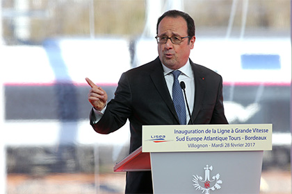 Олланд назвал недопущение Ле Пен к власти своей священной обязанностью