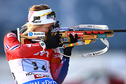 Россиянка Виролайнен стала четвертой в спринте на этапе Кубка мира по биатлону