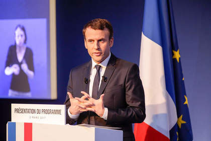Социологи предрекли победу Макрона в двух турах выборов президента Франции