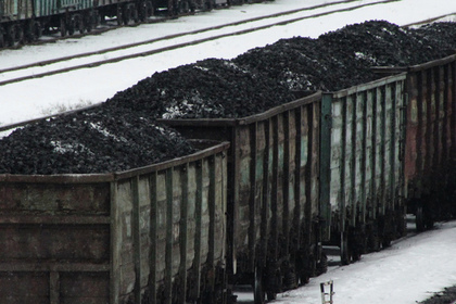 Уголь из Донбасса начали поставлять вместо Украины в Россию