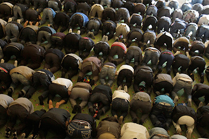В немецкой школе мусульманам запретили молиться