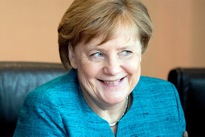 Меркель передала британским спецслужбам досье на Путина