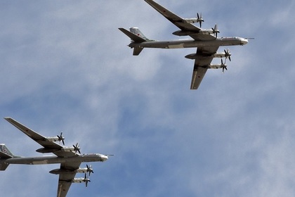 Минобороны подтвердило сопровождение Ту-95МС истребителями ВВС США возле Аляски
