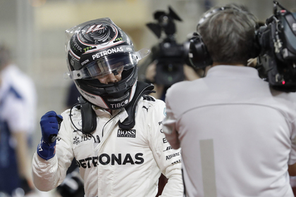 Пилот Mercedes Боттас впервые в карьере выиграл квалификацию «Формулы-1»
