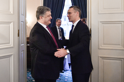 Порошенко утвердил программу сотрудничества с НАТО на 2017 год