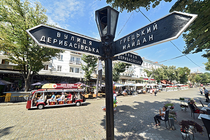 В Одессе возбудили дело после возвращения улицам советских названий