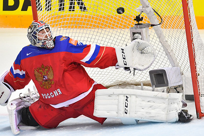 Вратарь сборной России по хоккею Бобровский объяснил решение пропустить ЧМ