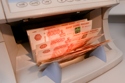 Кассир вынесла из банка 9 миллионов рублей в свой последний рабочий день