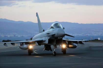 СМИ узнали о поднятых в Британии истребителях для перехвата российских самолетов
