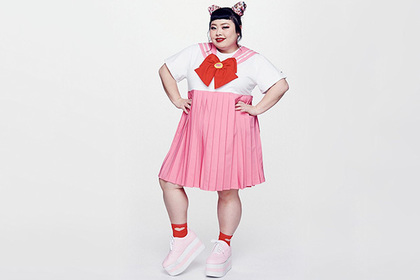 Японский дизайнер одела толстушек в форму Сейлор Мун