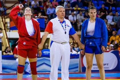 Женская и мужская сборные России победили на ЧЕ по самбо в Минске
