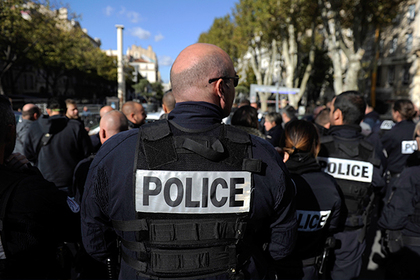 Французская полиция ликвидировала крупнейшую в Марселе цыганскую стоянку